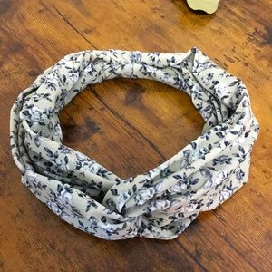 Women gray floral twist headband knotted turban